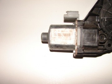 МОТОР СТЕКЛА ПРАВЫЙ ЗАДНИЙ I30 83460-2R000