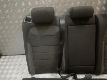 SEAT ATECA PODHLAVNÍK ZADNÍ POHOVKA