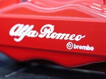 Alfa Romeo Brembo Новый дизайн тормозного суппорта HI-TEMP 8-YEAR-OLD