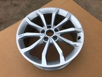 Алюминиевый диск оригинальный Audi A4 B9 8W0 18 дюймов