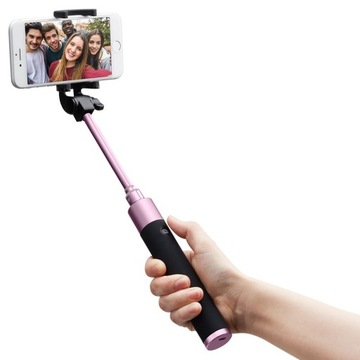 Uchwyt selfie stick z kablem USB Spigen czarny