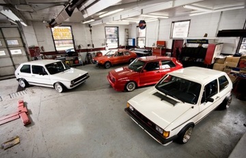 Звуковой сигнал на рулевое колесо Wolfsburg VW Golf 1 Gti Mk I