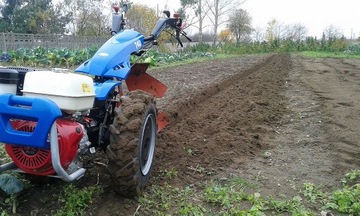 Ciągnik jednoosiowy BCS 740, kosiarka zbierająca