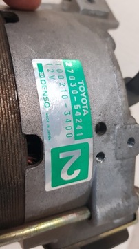 VW TARO TOYOTA HILUX 2.4 D ALTERNÁTOR 27030-5724
