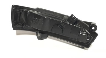 MONDEO MK5 НОВАЯ ПОВОРОТКА С 15 СВЕТОДИОДАМИ В ЛЕВОМ ЗЕРКАЛЕ