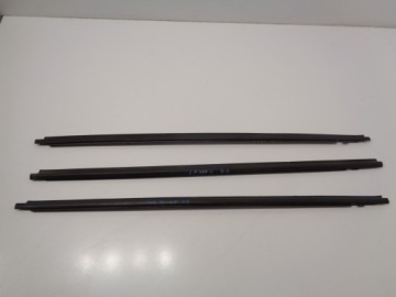 НАКЛАДКА СКРЕБКА ДВЕРИ, ОКНА TOYOTA YARIS II 2006-2011