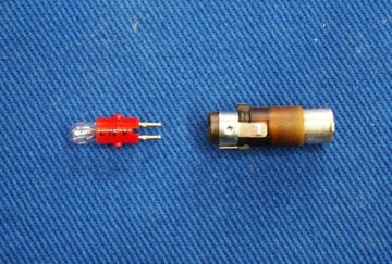 Разъем предохранителя с сигнализацией выгорания