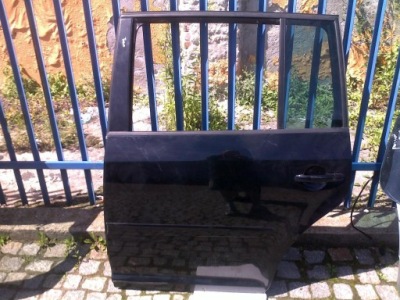 Двері задня ліва el. vw touran 2005r lo41 фото №1