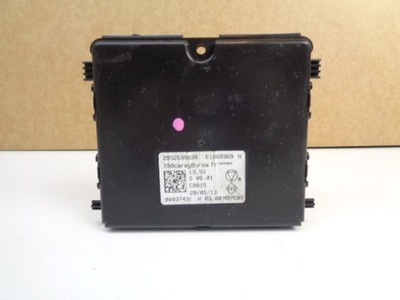 Renault clio iv модуль бортовой компьютер x98 285259902r фото №1