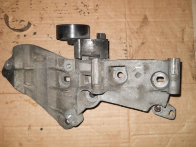 Megane scenic iii 1.5 dci основа кронштейн генератор фото №1