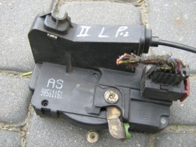 Замок astra ii g лівий перед передній europa!!!! фото №1