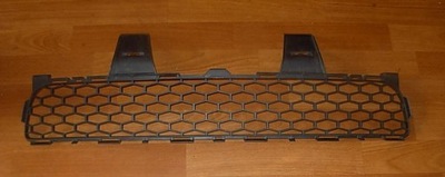 Toyota corolla verso решётка бампера средняя фото №1