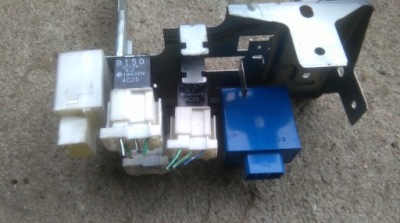 Mazda mpv 2.0 citd реле блоки управления фото №1