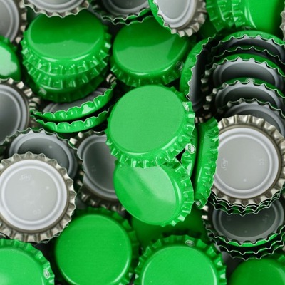 Kapsle zielone do butelek fi 26mm 10szt TANIO