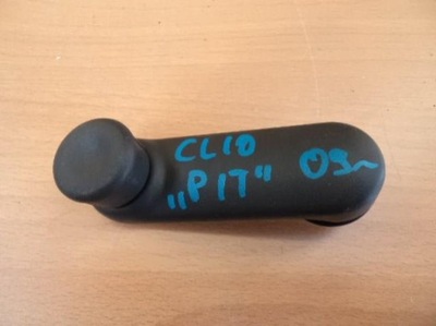Ручка стеклоподъемника опускания стекло правый задняя clio iii lift фото №1