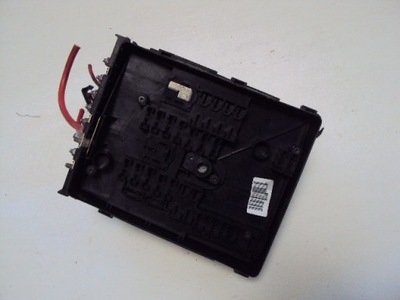 Коробка запобіжників audi a3 8p0 03- фото №1