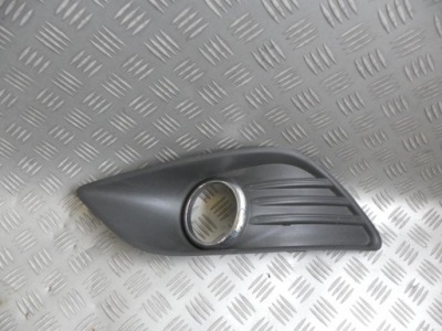 Решітка протитуманної фари перед ліва бампер ford focus mk2 фото №1