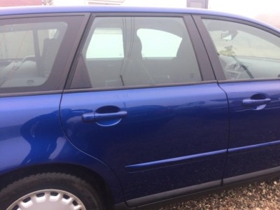 Праве задні двері volvo v50 476-46 задній правий 04-12 фото №1