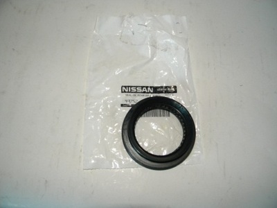 Ущільнювач піввісь міст задній nissan navara d40 фото №1
