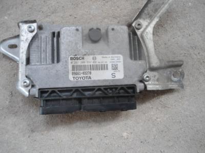 Toyota yaris ii 1.0 бортовой компьютер 0261208932 s фото №1