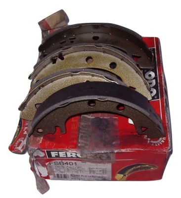 Тормозные колодки fiat punto brava marea renault 19 lancia alfa romeo 33 citroen ax фото №1