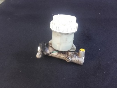 Насос тормозная mitsubishi l200 фото №1