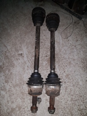 Привідний вал шарнір ліва права задній задня alfa romeo 156 crosswagon 4x4 фото №1