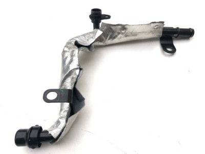 Труба водяна 06l121085af audi a4 a5 8w фото №1