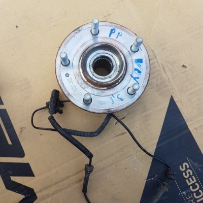 Правая ступица колеса chrysler voyager 3.6 11-18r фото №1