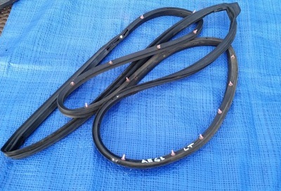 Прокладка двері задня задня ліва subaru tribeca b9 фото №1