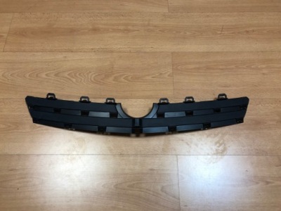 Opel insignia решётка радиатора накладка защита 13282567 фото №1