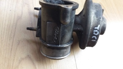 Клапан egr ford mondeo mk3 2.0 tdci 234a08p фото №1
