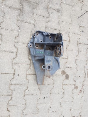 Renault magnum dxi кронштейн ресора кронштейн кронштейн l фото №1