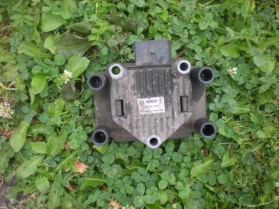 Катушка seat leon i toledo ii golf iv 1.4 8v фото №1