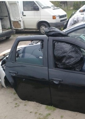 Двері задня задні праве dacia duster lift 13- фото №1