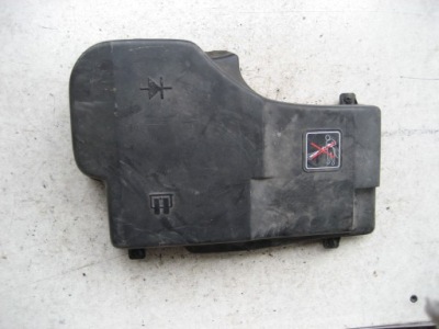 Крышка защита аккумулятор peugeot 407 фото №1