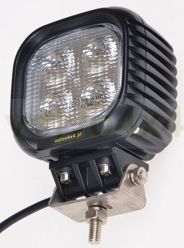 ПАНЕЛЬ РАБОЧИХ ЛАМП 40Вт LED 4x 10Вт CREE FLOOD 4x4
