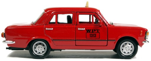 МЕТАЛЛИЧЕСКАЯ МОДЕЛЬ АВТО FIAT 125p ТАКСИ ПЕРЕКЛЮЧАТЕЛИ WPT