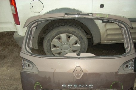 ЗАДНЯЯ ДВЕРЬ RENAULT SCENIC III 2009-