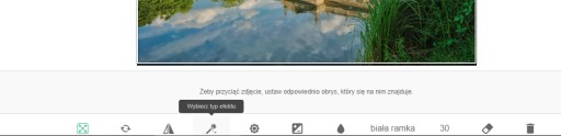 распечатывает 300 фотографий 10x15 проявка