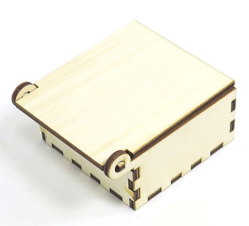 КОРОБКА КОРОБКА КОРОБКА ФАНЕРА 6x6x3см YD6