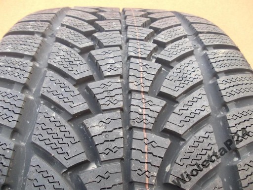 OPONY ZIMOWE NOKIAN 295/35 R18 - NOWE (H377)