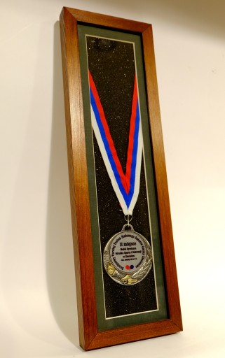 Rama na medal sportowy RAMKA MADE IN POLAND