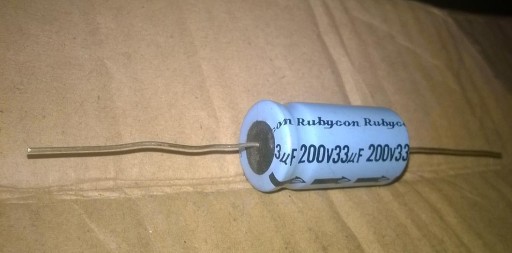 Kondensator RUBYCON 33uF/200 osiowy Vintage Audio