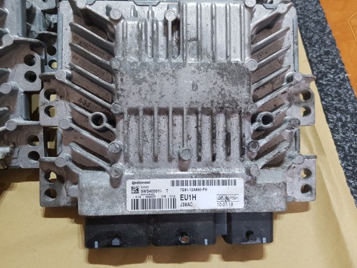 Компьютер двигателя mondeo mk4 1.8 7g91-12a650-ph1 - фото