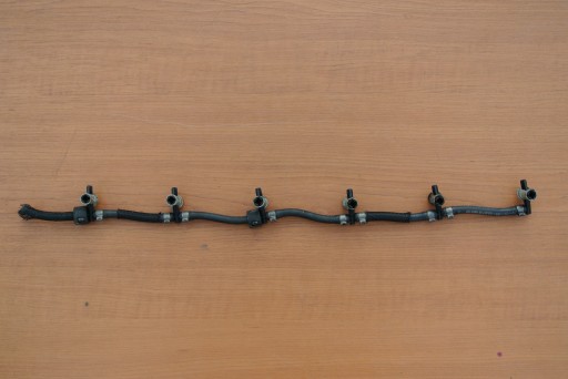 BMW E83 E60 E65 E90 E92 E70 E71 провід переливу