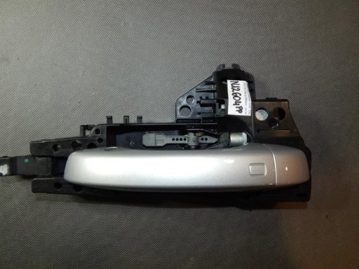 AUDI A6 C7 дверная ручка правая передняя KESSY LX7W