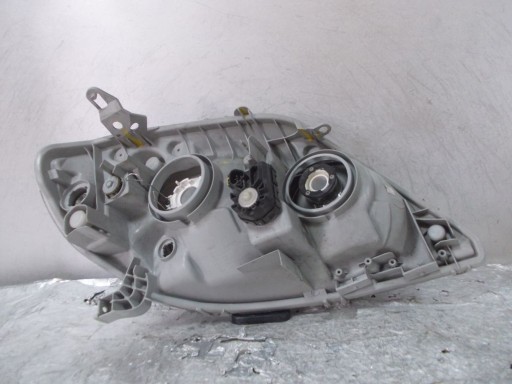 TOYOTA COROLLA sedan KOMBI 2002 02- light left