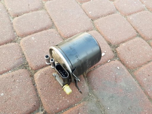 Паливний фільтр Mercedes W218 CLS A6420903052