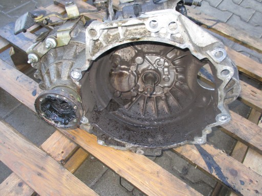GETRIEBE 1.4 16V DUW GOLF IV 4 BORA OCTAVIA A3